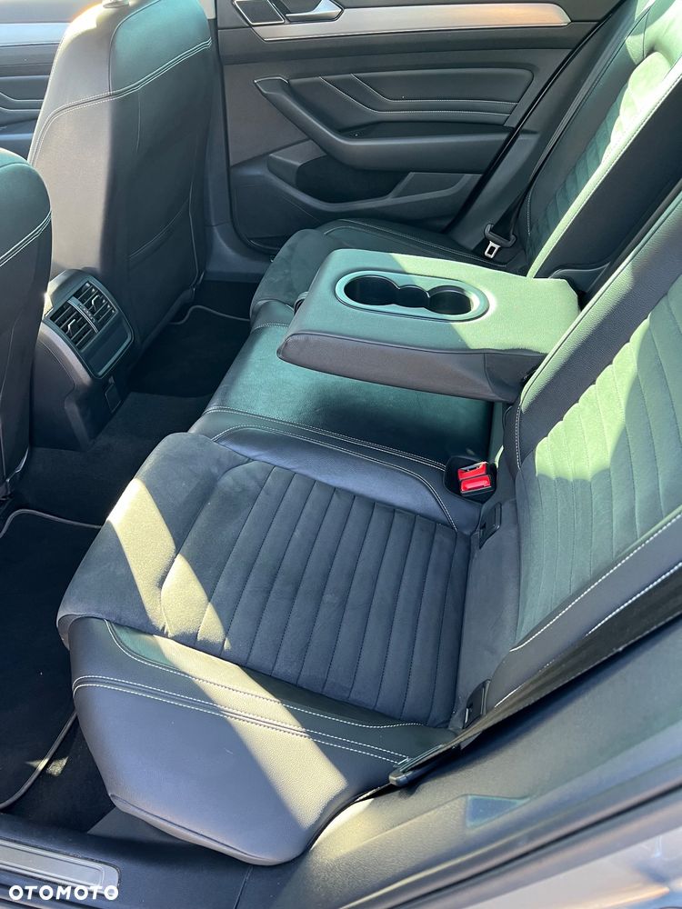 Volkswagen Passat 2.0 TDI BMT Highline DSG7 - 10