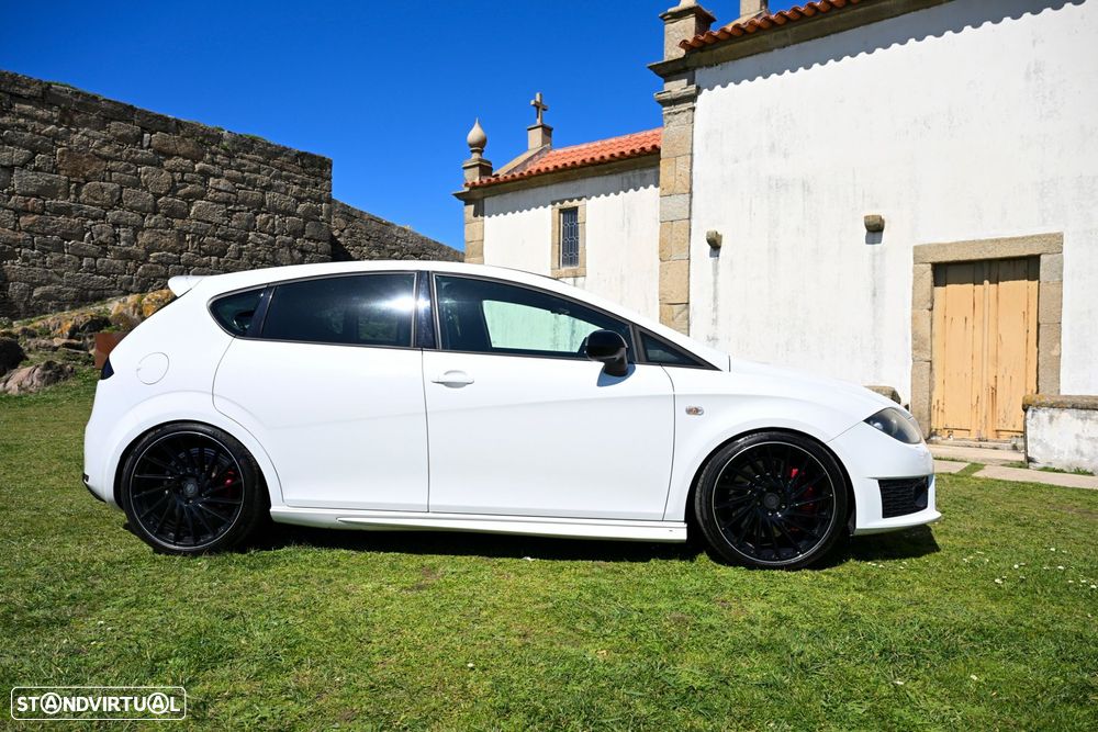 SEAT Leon 2.0 TSI Cupra R - 9