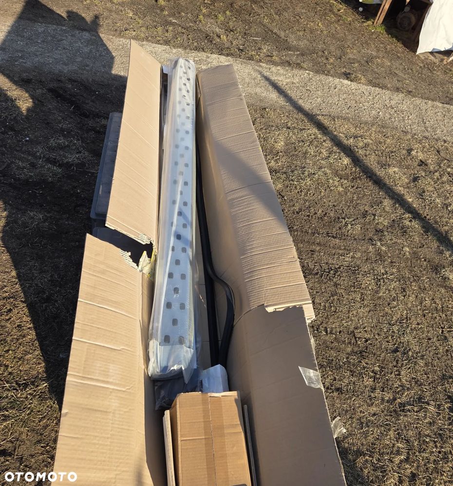 Orurowanie Boczne próg stopień stopnica Opel Grandland X 39156317 Progi stopnie boczne zewnętrzne 39156317 Opel Grandland X - 2