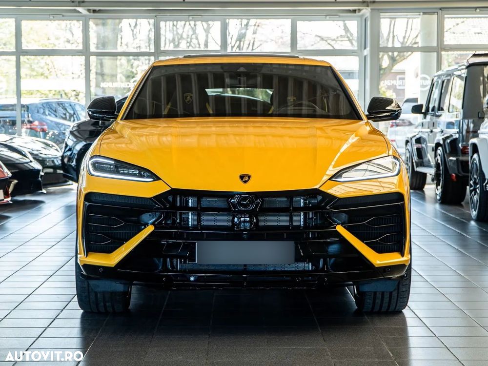 Lamborghini URUS - 3