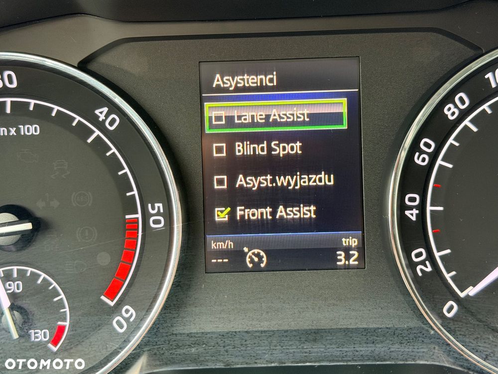 Skoda Superb 2.0 TDI 4x4 DSG Premium Edition - 35