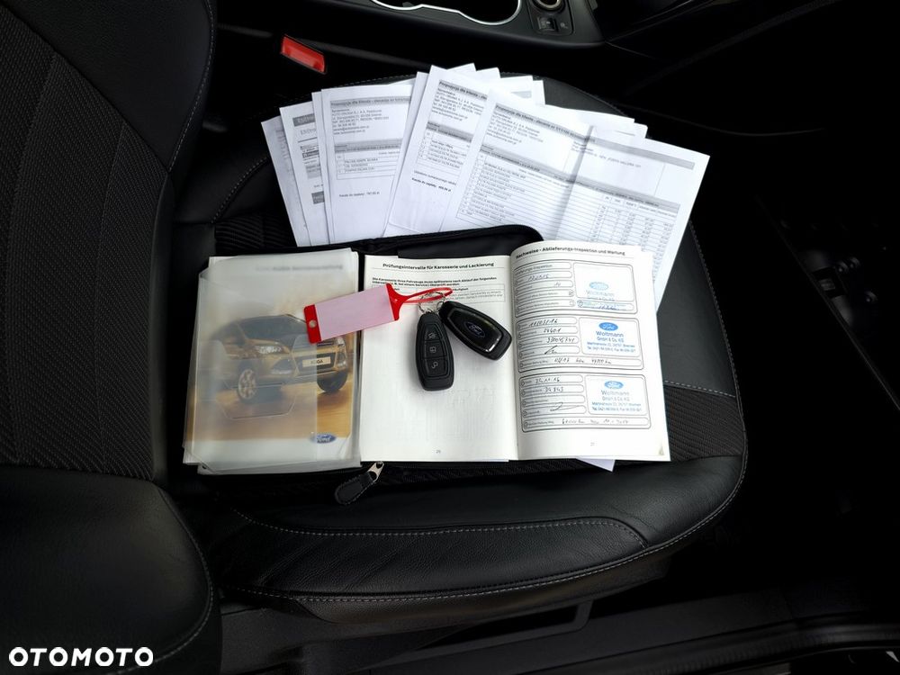 Ford Kuga 2.0 TDCi FWD Titanium - 36