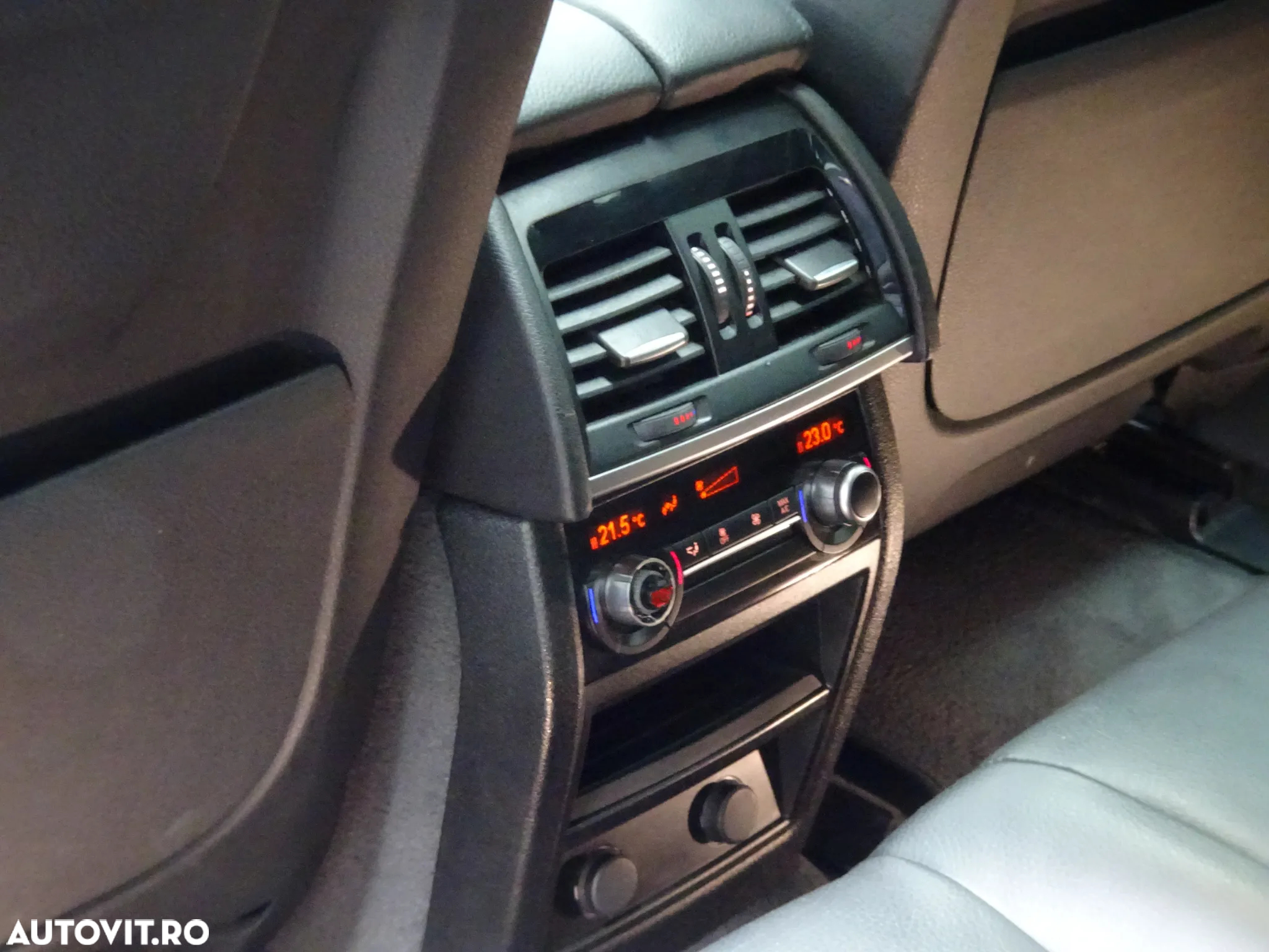 BMW X6 xDrive30d - 23