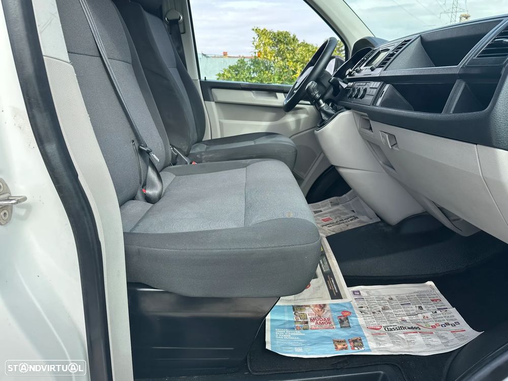 VW TRANSPORTER 2.0 TDI  IVA DESCRIMINADO - 30