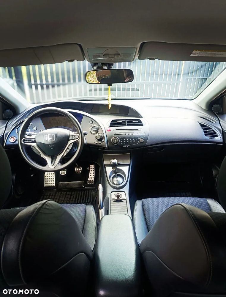 Honda Civic 1.4 i-VTEC Elegance - 13