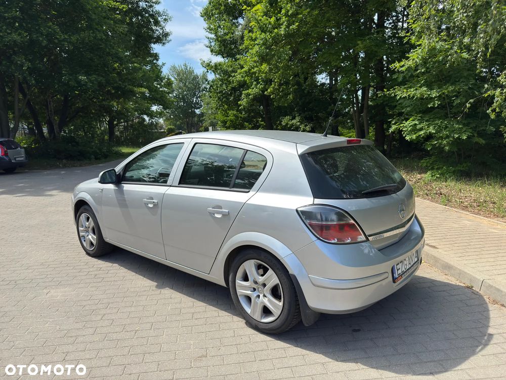 Opel Astra - 3