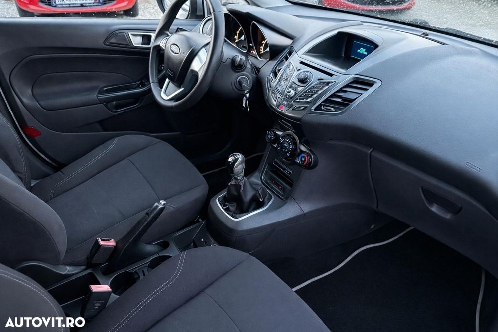 Ford Fiesta 1.6 TDCI Titanium - 7