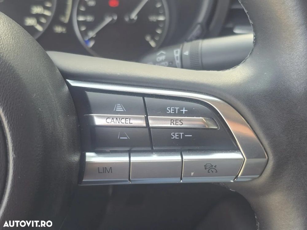 Mazda 3 - 12