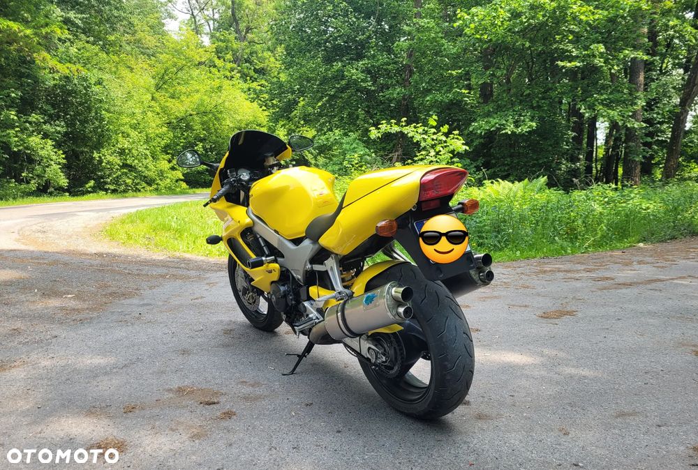 Honda VTR - 9
