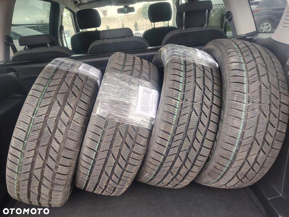 Ford S-Max - 29