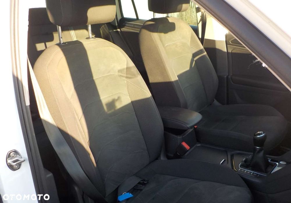 Volkswagen Tiguan - 21