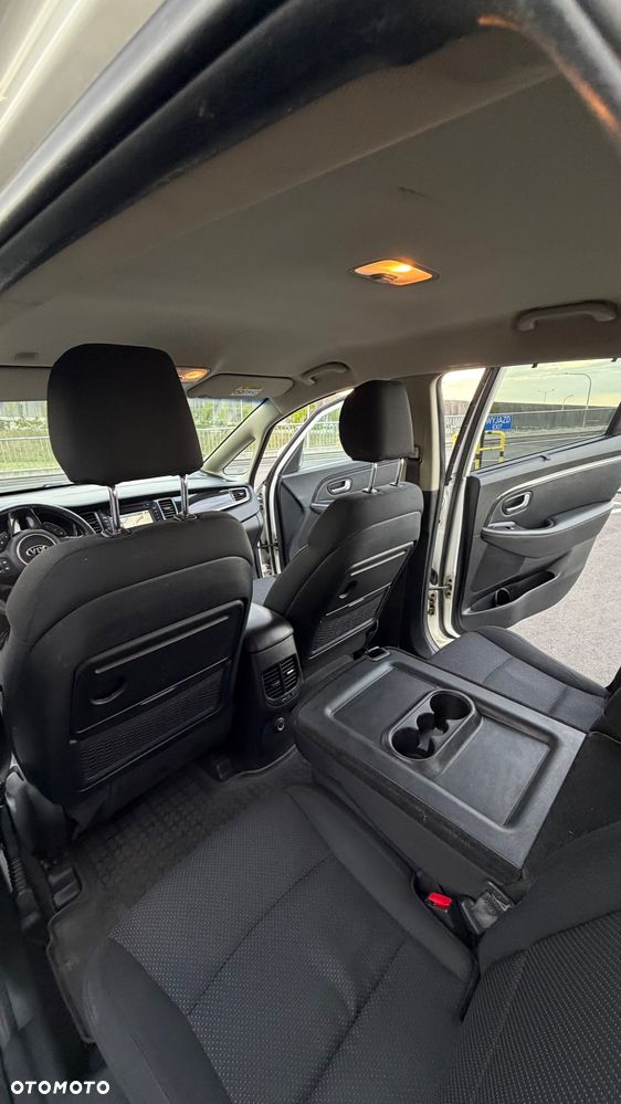 Kia Carens 1.7 CRDi XL 7os 7DCT - 16