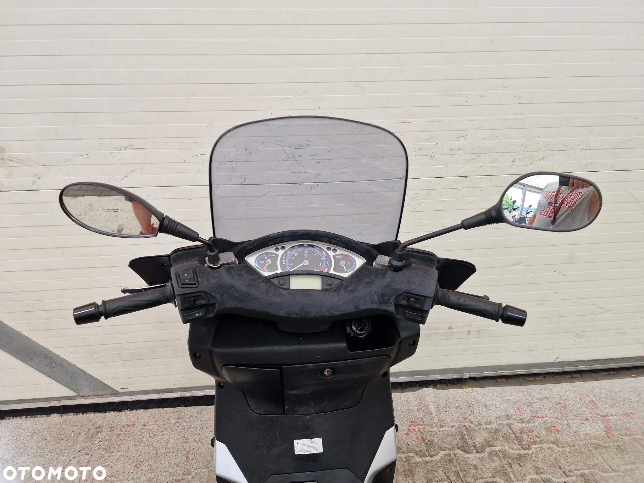 Yamaha X-max - 30