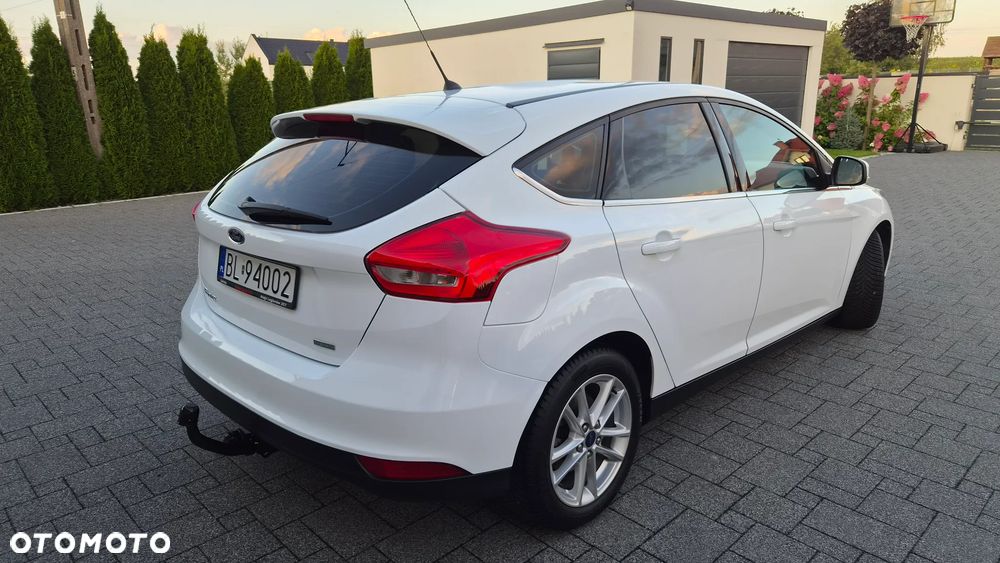 Ford Focus 1.0 EcoBoost Titanium - 28