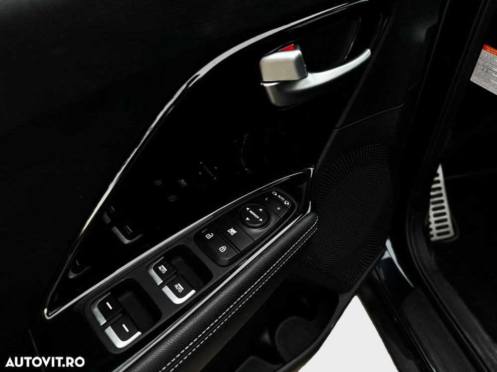 Kia Niro 1.6 GDI 2WD Aut. Vision - 8