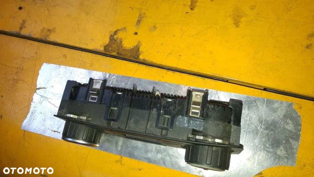 Panel sterowania klimatyzacja MAN TGX 81.61990.6081 - 3