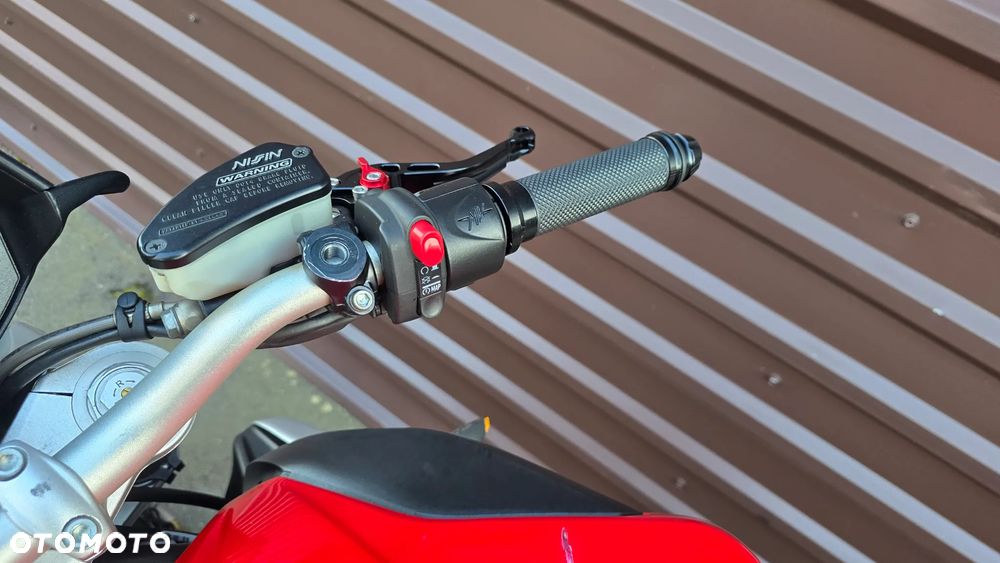 MV AGUSTA Brutale - 27