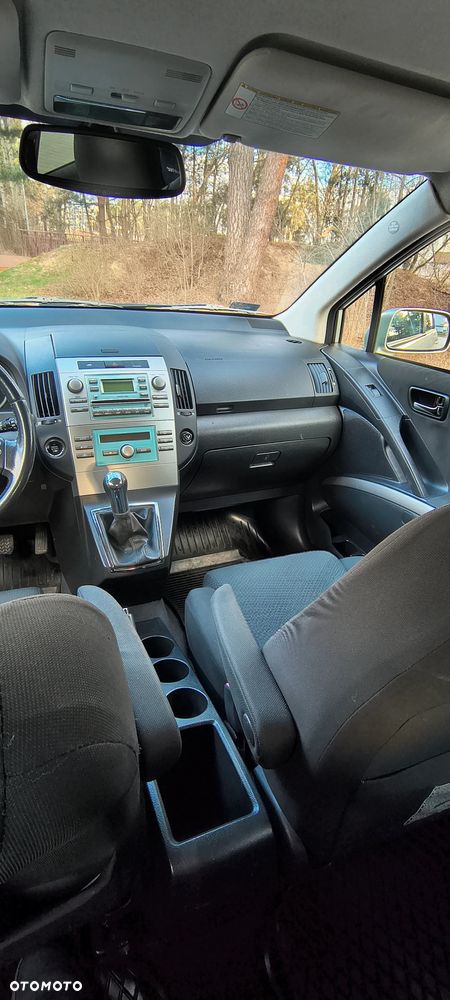 Toyota Corolla Verso - 9