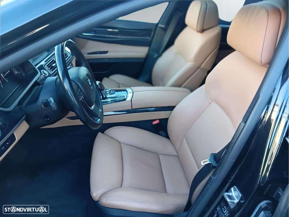 BMW 730 - 21