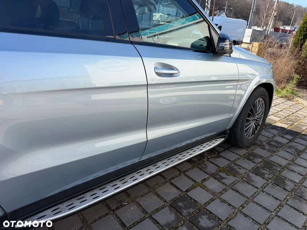Mercedes-Benz GLS 350 d 4-Matic - 10