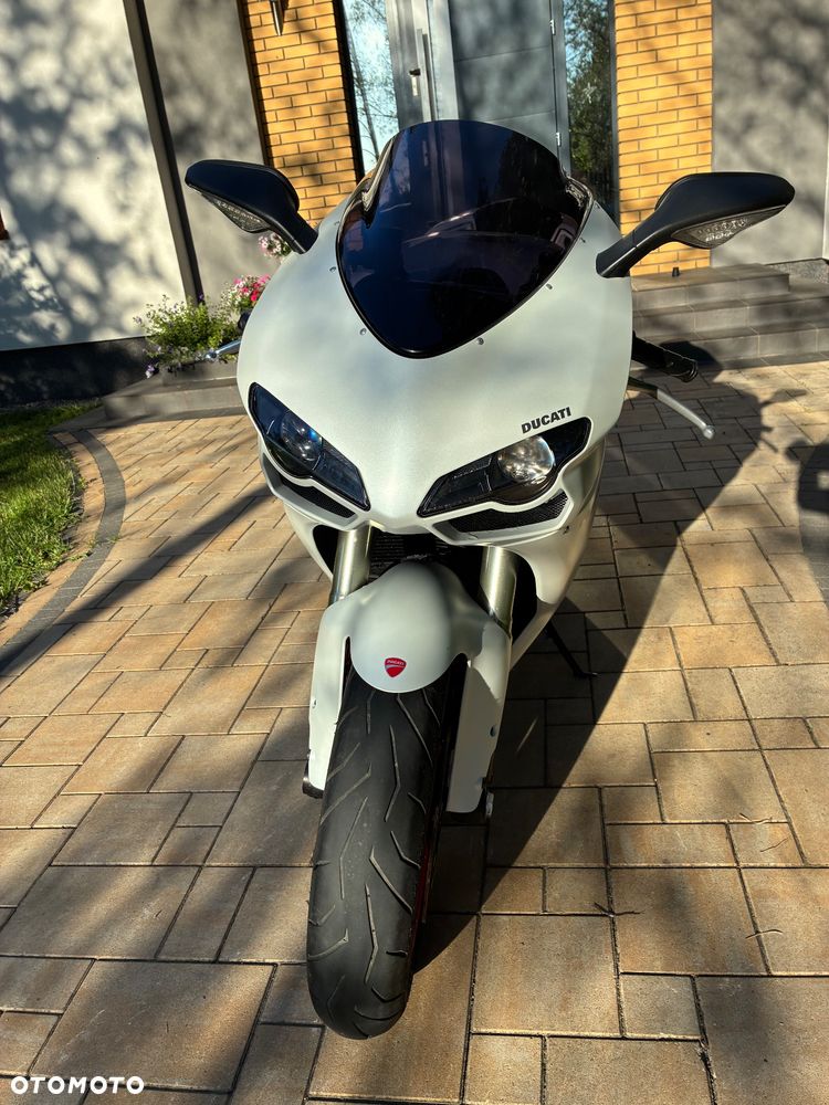 Ducati 848 - 2