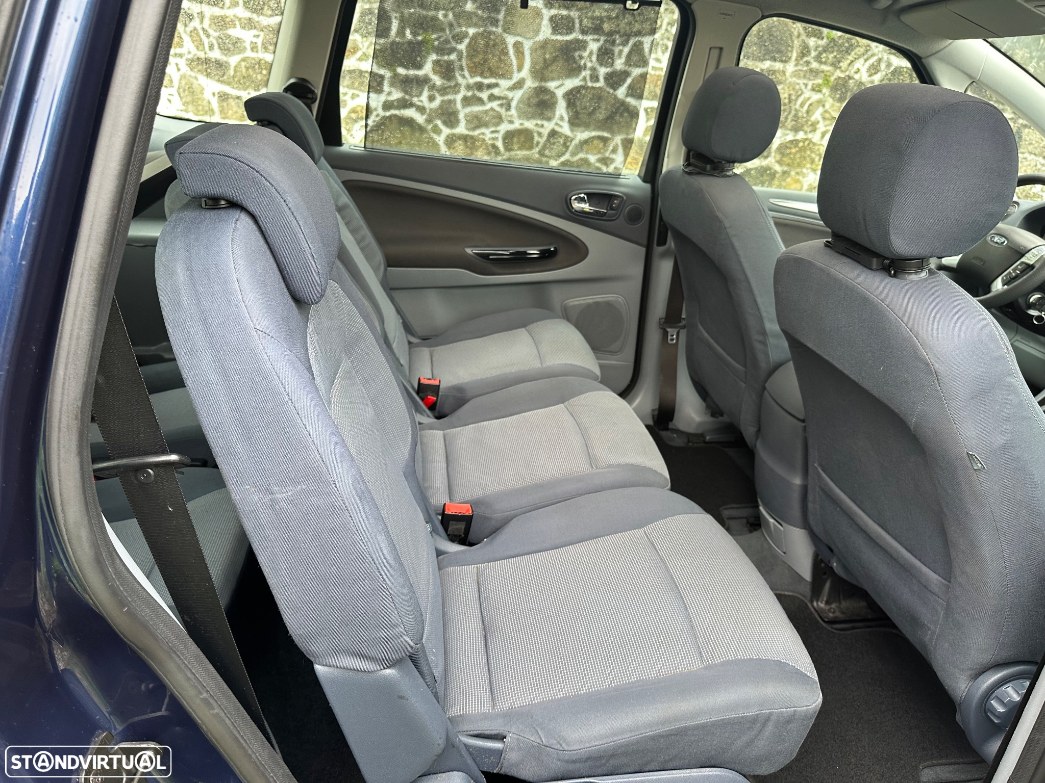 Ford S-Max 2.0 TDCi Titanium 7L - 32