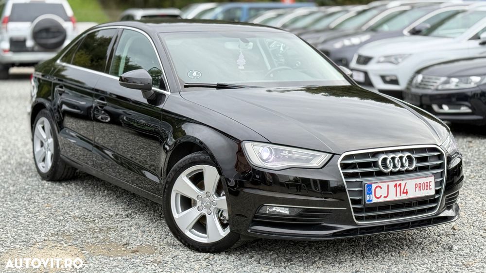 Audi A3 2.0 35 TDI S tronic Sport - 34