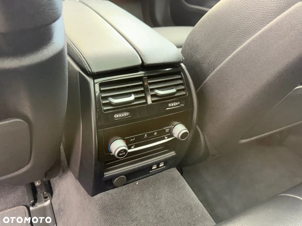 BMW Seria 5 540d xDrive M Sport sport - 19
