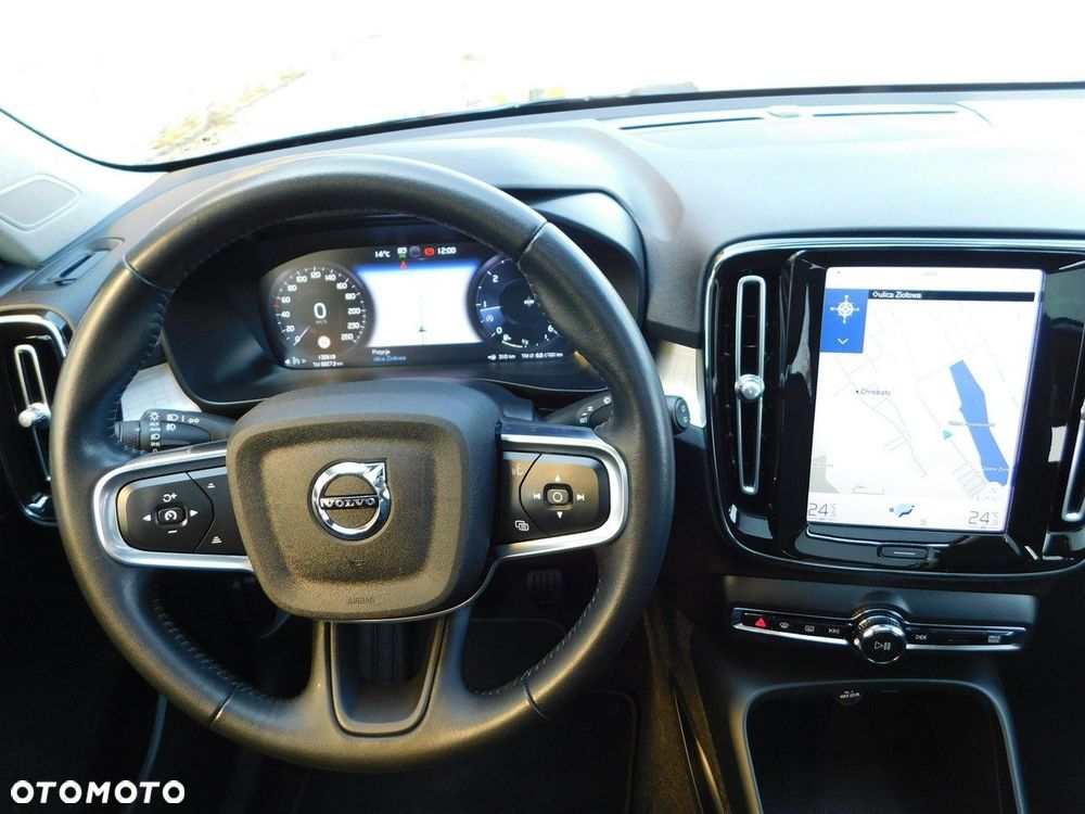 Volvo XC 40 D3 Momentum Pro - 18