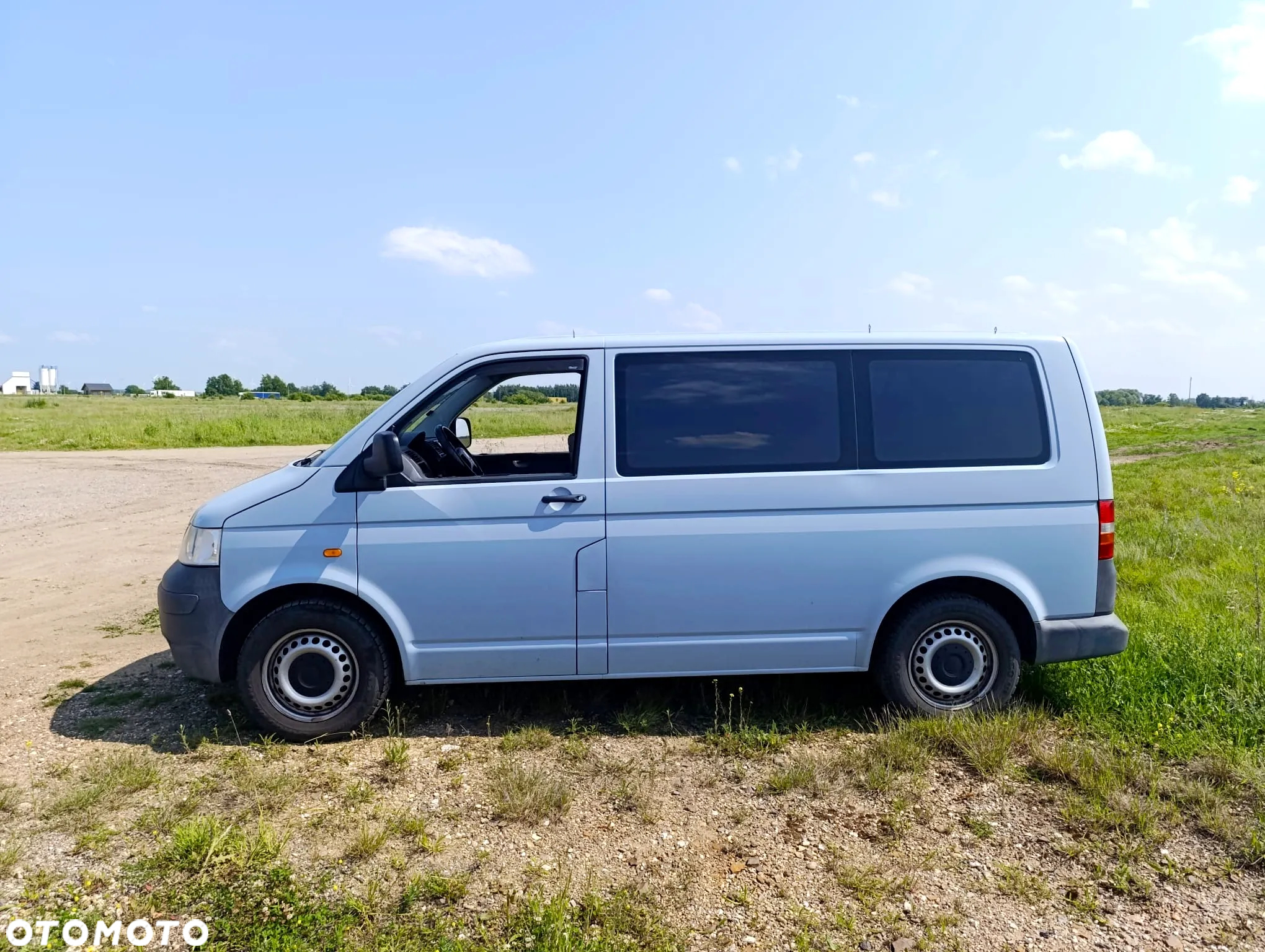 Volkswagen Transporter T5 TDI L1H1 - 2