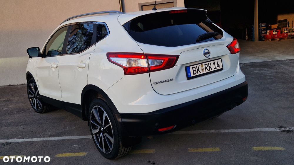 Nissan Qashqai 1.2 DIG-T Xtronic TEKNA+ - 19