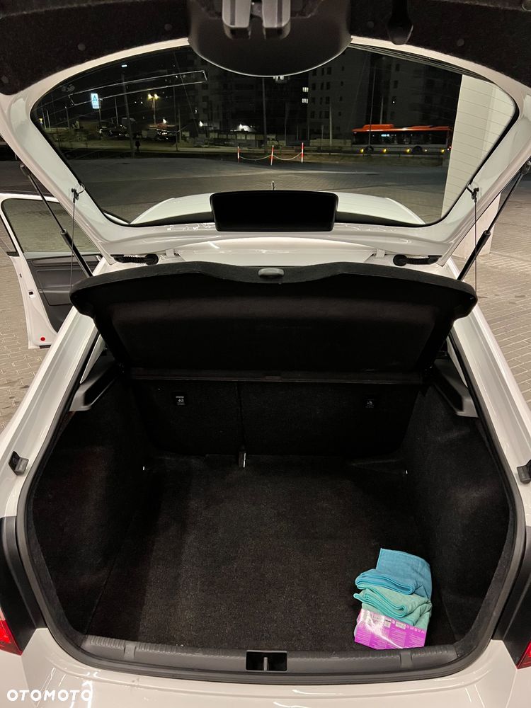 Skoda RAPID 1.0 TSI Active - 5