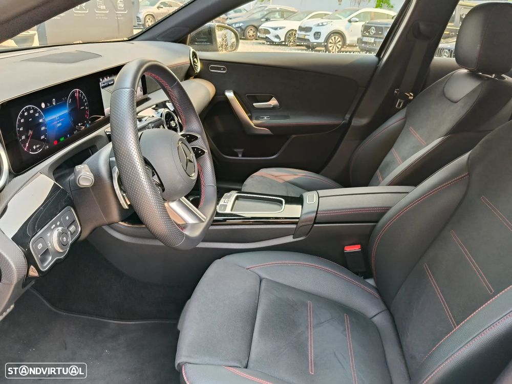 Mercedes-Benz A 250 Limousine e 8G-DCT AMG Line - 10