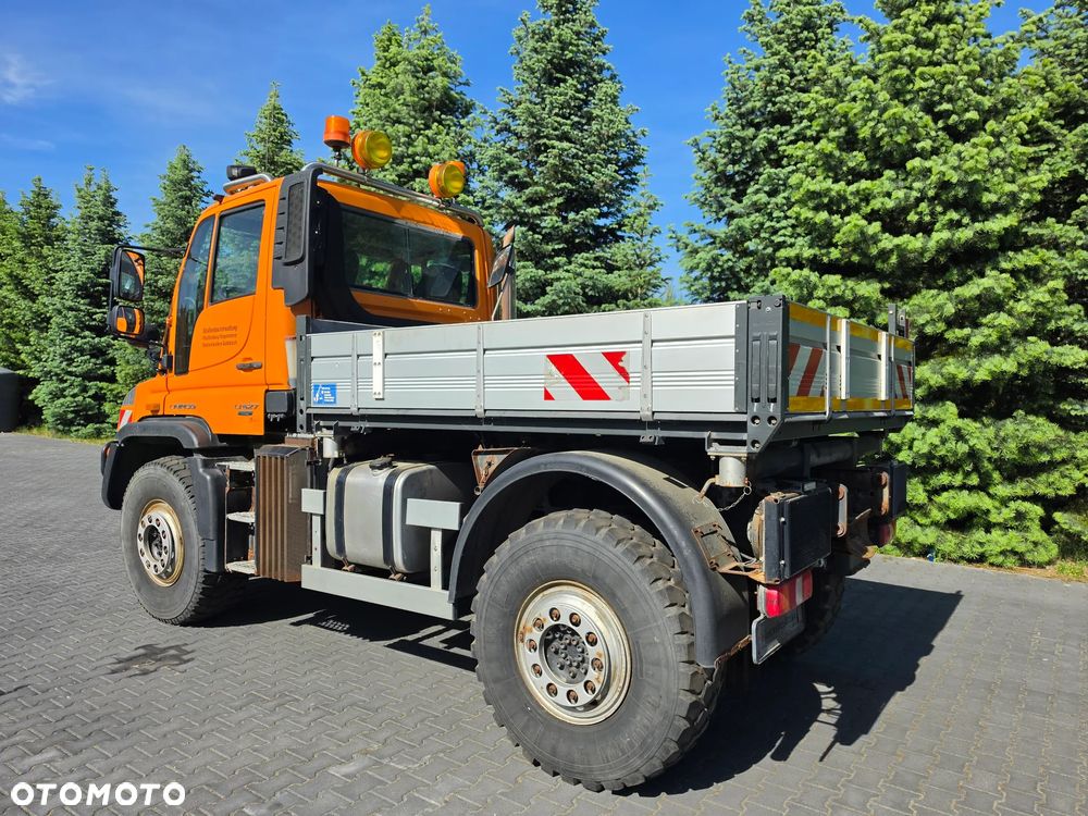 Unimog U527 - 32