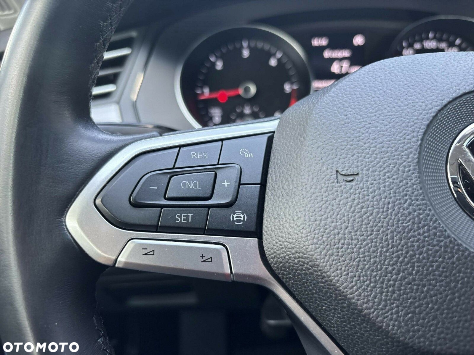Volkswagen Passat 2.0 TDI EVO Business - 17