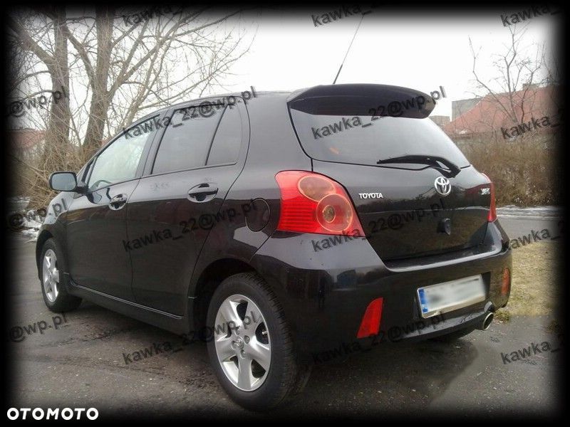 TOYOTA YARIS 2 LOTKA SPOJLER NA KLAPĘ PODKŁAD - 1