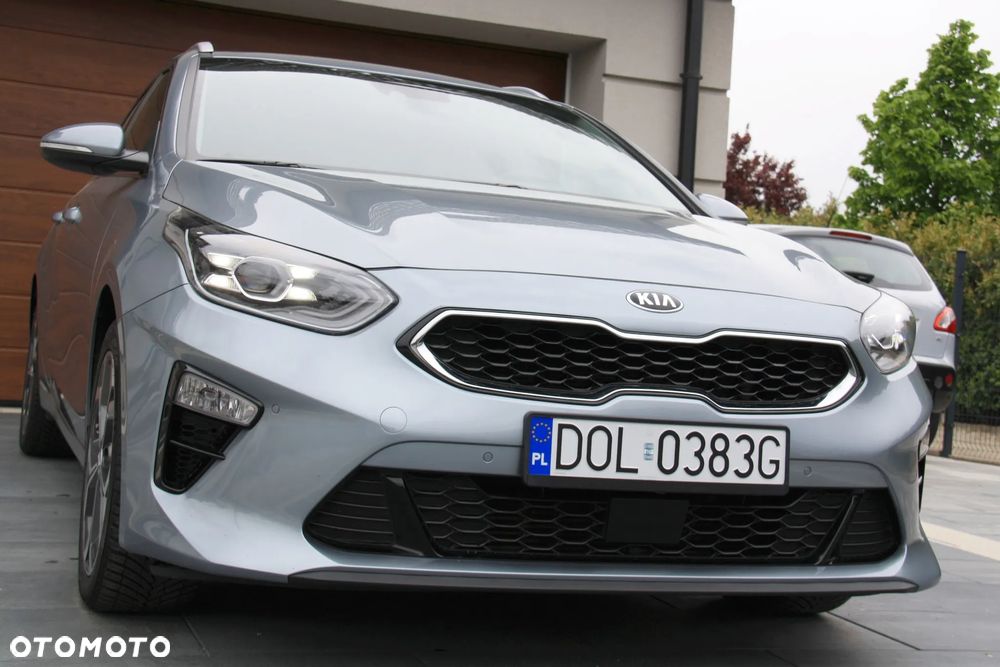 Kia Ceed 1.4 T-GDI OPF Platinum Edition - 2
