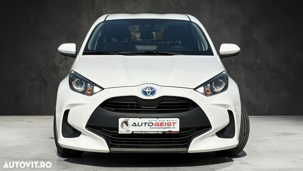 Toyota Yaris 1.5 VVT-i HSD Active - 12