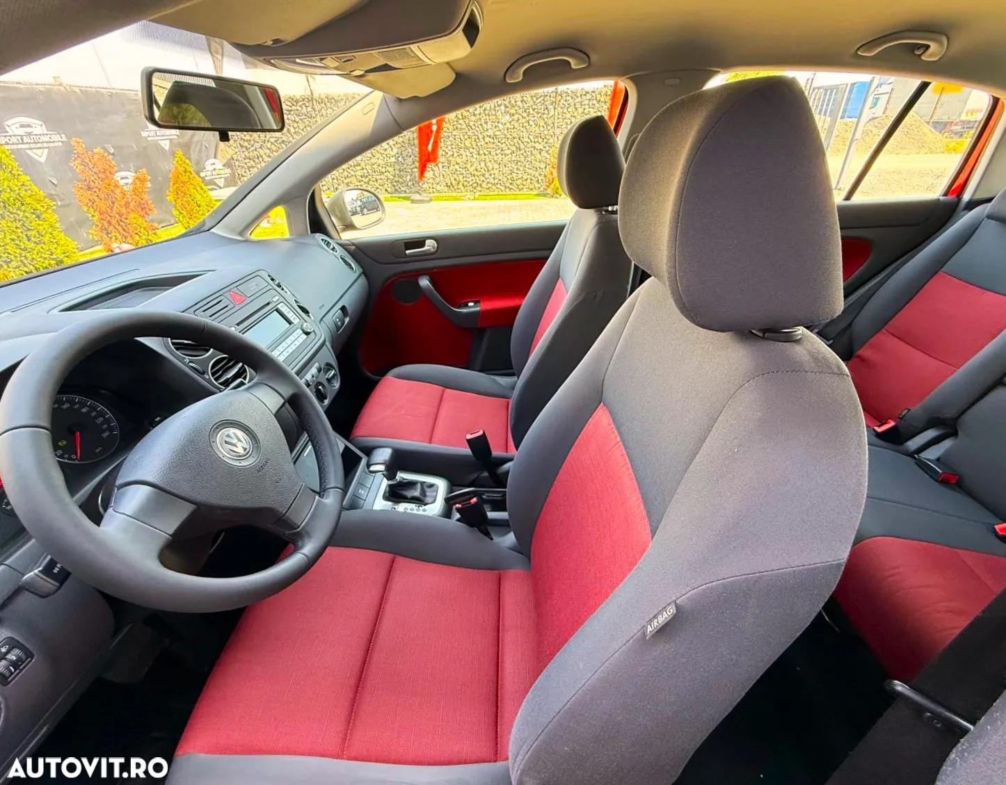 Volkswagen Golf Plus 1.9 TDI DPF DSG Edition - 21