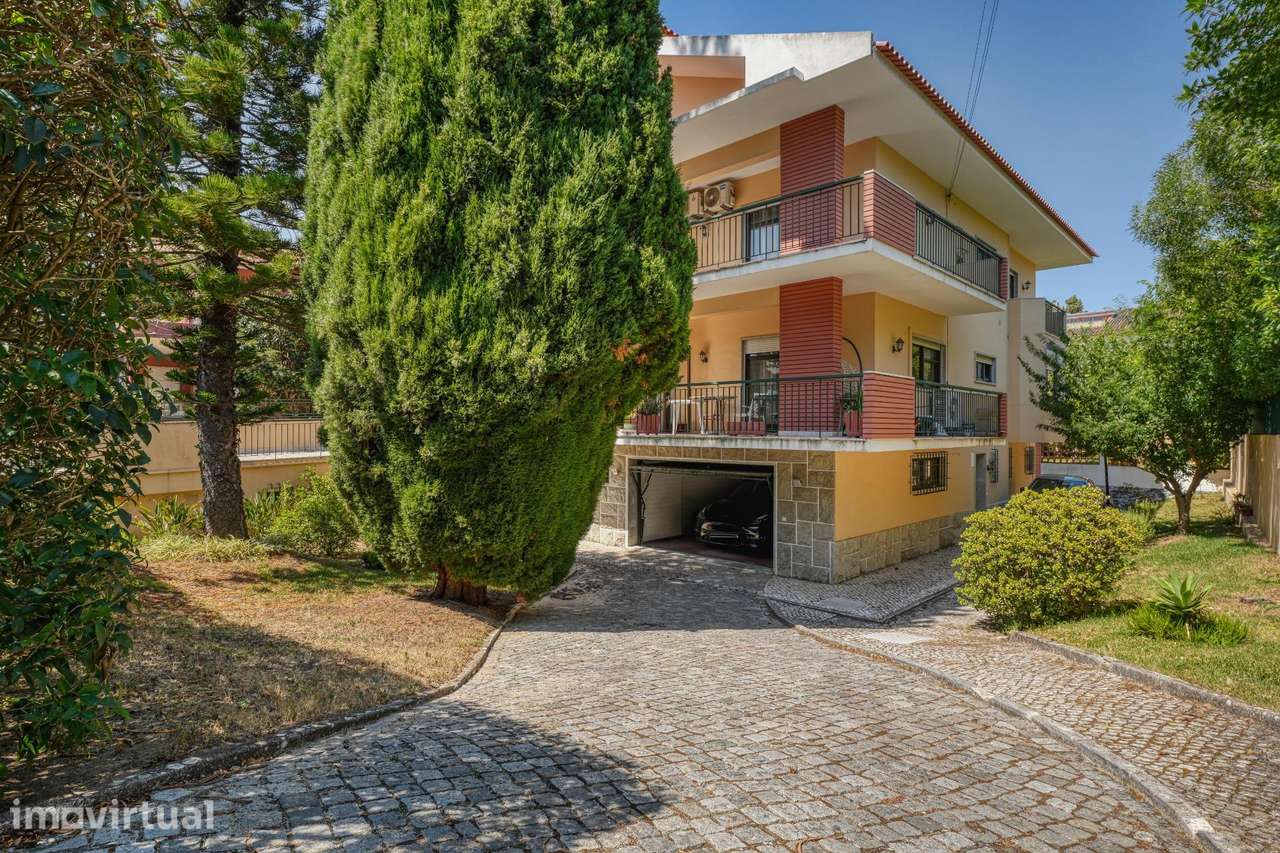 Moradia independente T8 com jardim, pomar e garagem | Nova Oeiras - Grande imagem: 2/60