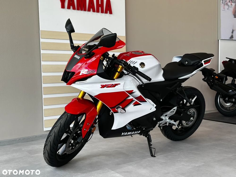 Yamaha YZF - 2