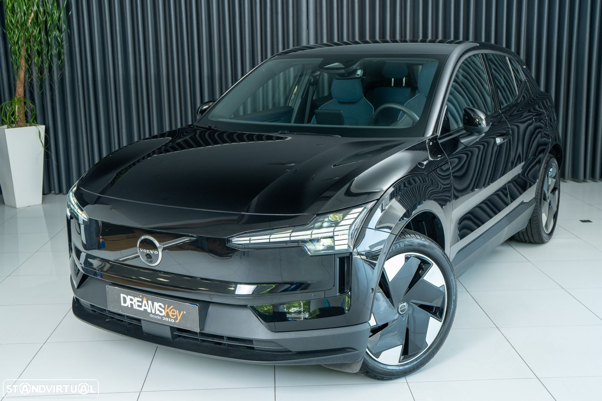 Volvo EX30 69 kWh Single Motor Extended Range Ultra - 38