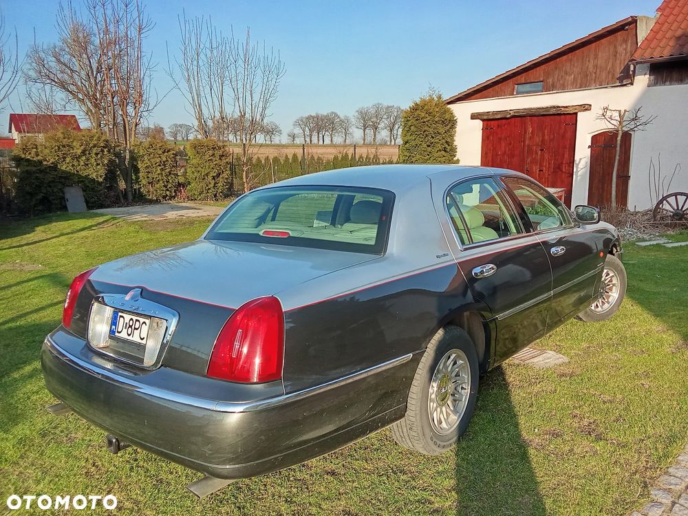 Lincoln Town Car 4.6 Signature - 3