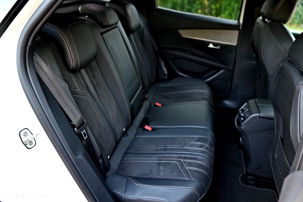 Peugeot 3008 BlueHDi 130 Stop & Start EAT8 GT Pack - 25