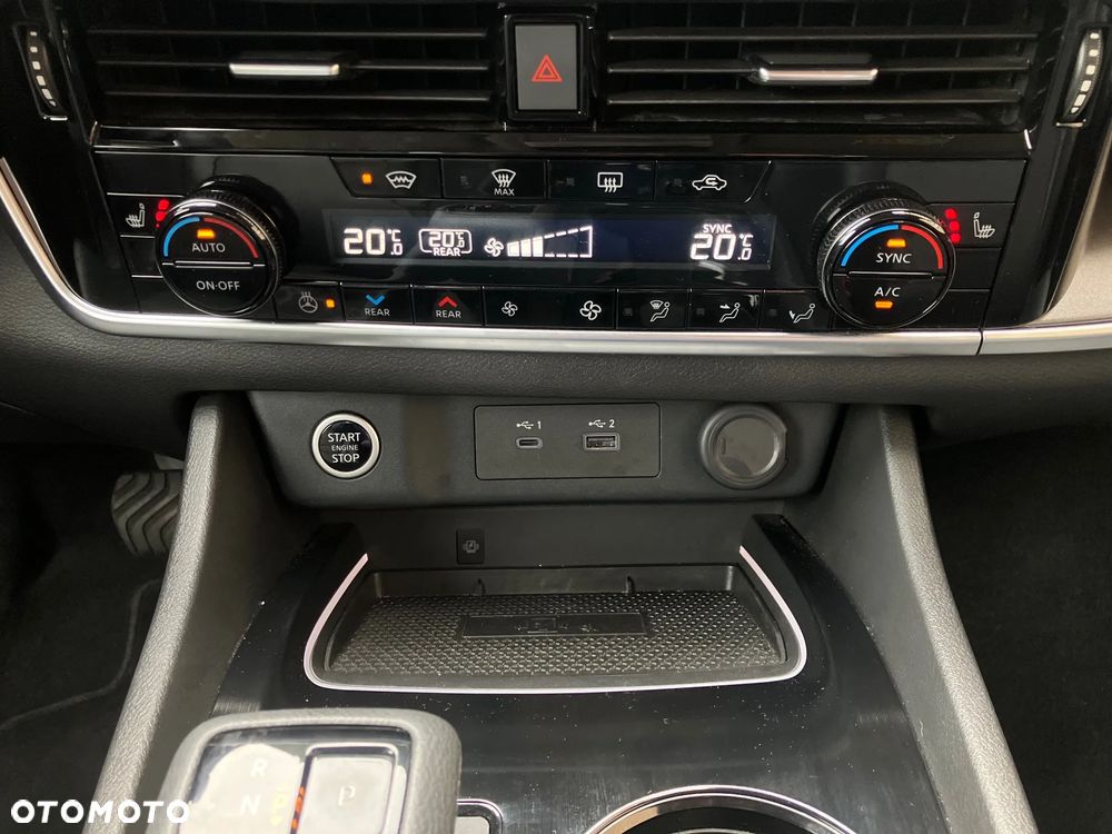 Nissan X-Trail 1.5 VC-T mHEV Tekna 2WD Xtronic - 33