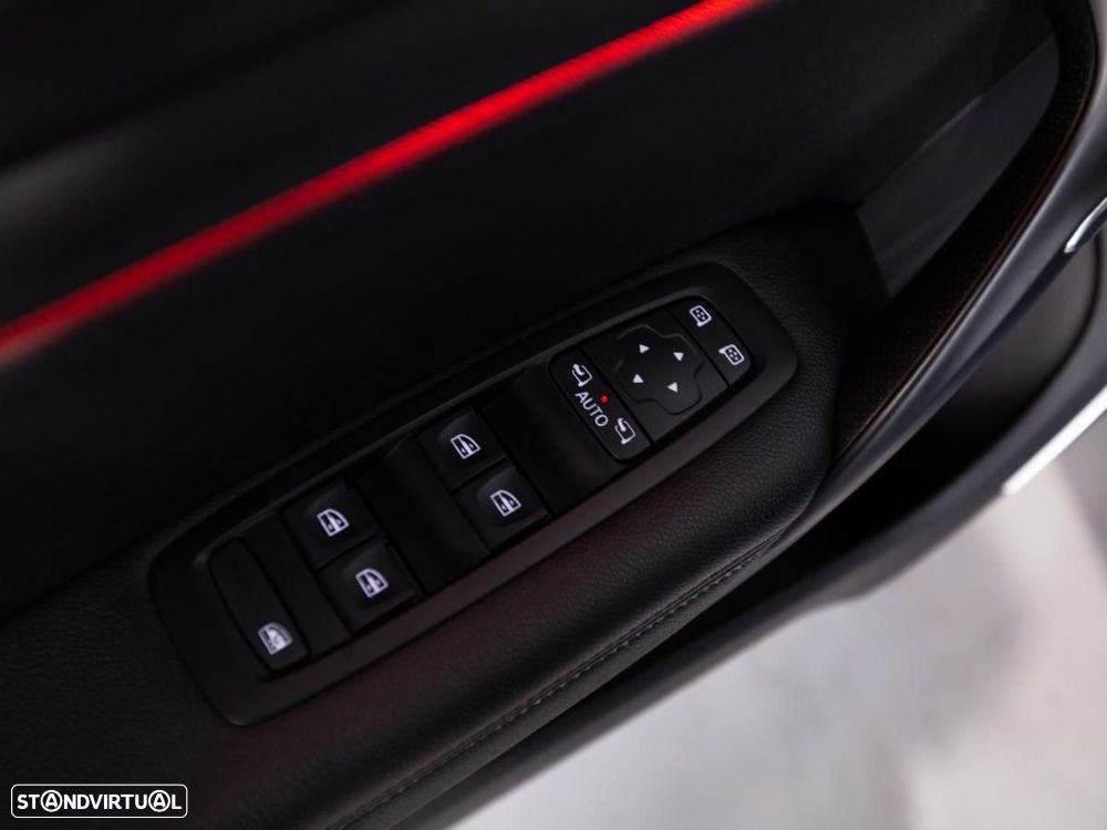 Renault Mégane 1.6 Plug-In R.S. Line - 14