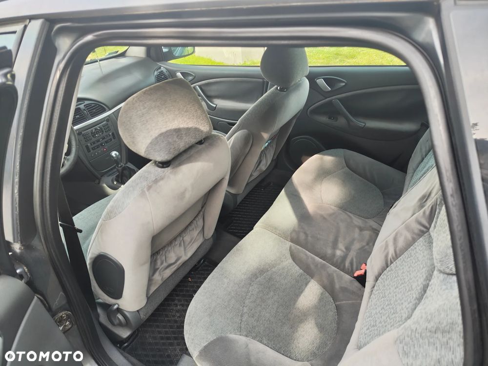 Citroën C5 2.0i 16V Prestige - 11