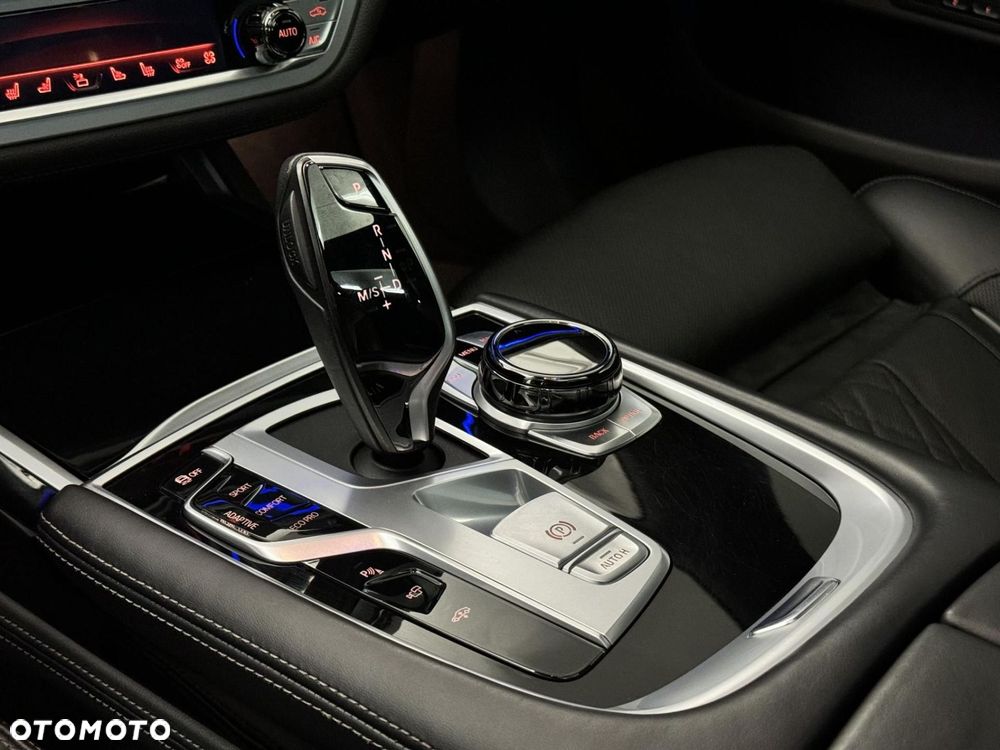 BMW Seria 7 - 20