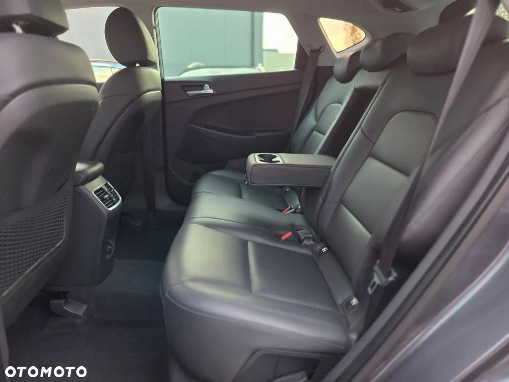 Hyundai Tucson blue 1.6 CRDi 2WD DCT Premium - 17