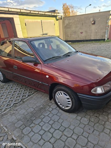 Opel Astra 1.4 GL - 5